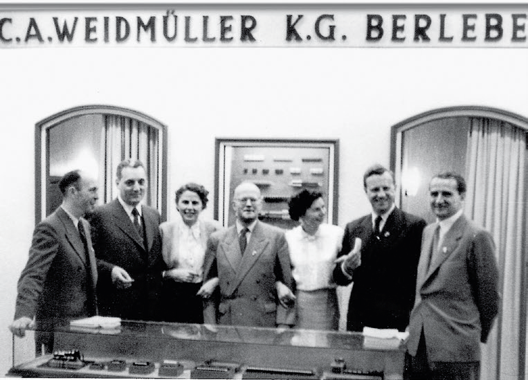 Weidmuller-old-times(2).png